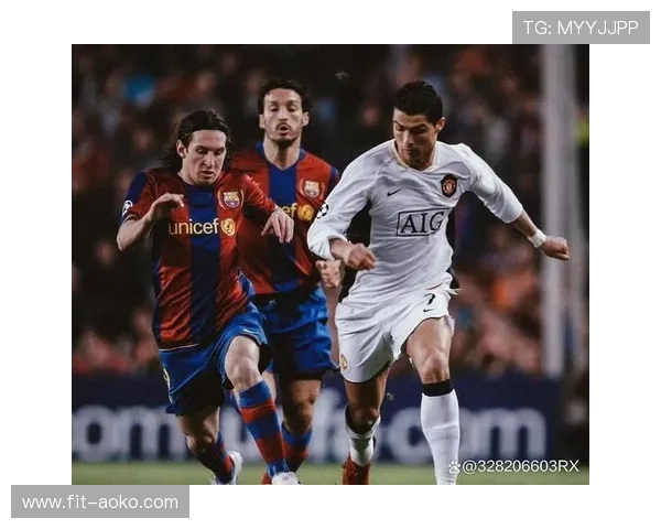 追逐足球明星的脚步 谁是场上最闪耀的那颗星 追逐足球明星的脚步 谁是场上最闪耀的那颗星